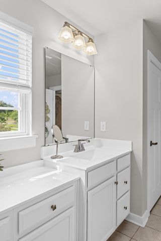 202 Lynx Lane, Summerville, SC 29483