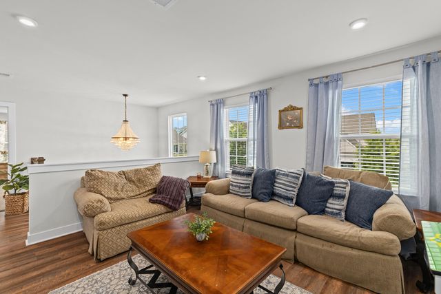 202 Lynx Lane, Summerville, SC 29483