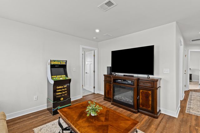 202 Lynx Lane, Summerville, SC 29483