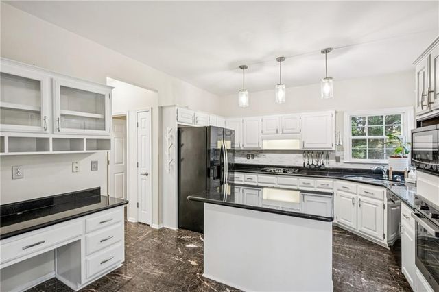 3401 Longfield Drive, Snellville, GA 30039