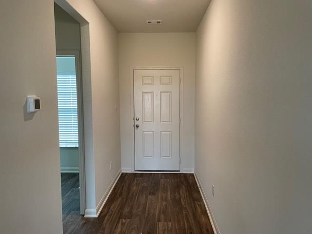 18812 Speculator LN, Elgin, TX 78621