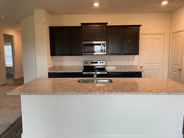 18812 Speculator LN, Elgin, TX 78621