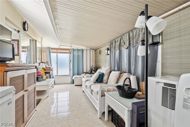 337 Richland RD, Lehigh Acres, FL 33936