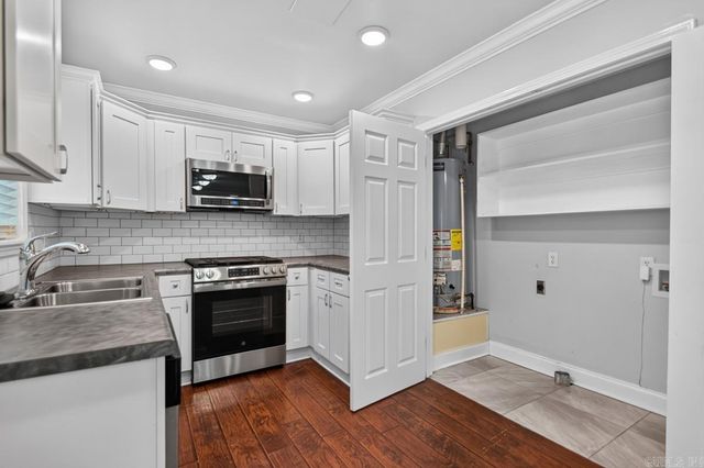 800 Buttercup Circle, North Little Rock, AR 72118