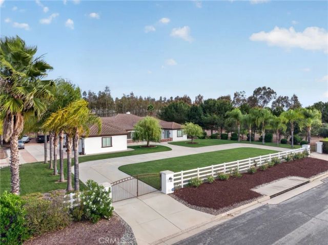 32905 Avenida Lestonnac, Temecula, CA 92592