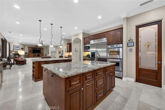 32905 Avenida Lestonnac, Temecula, CA 92592