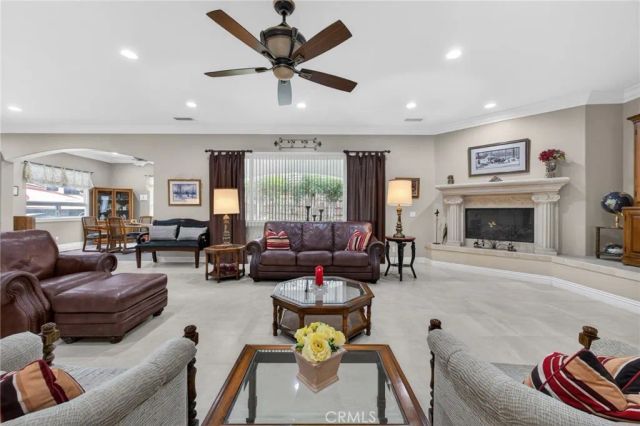 32905 Avenida Lestonnac, Temecula, CA 92592