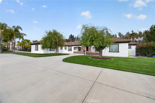 32905 Avenida Lestonnac, Temecula, CA 92592