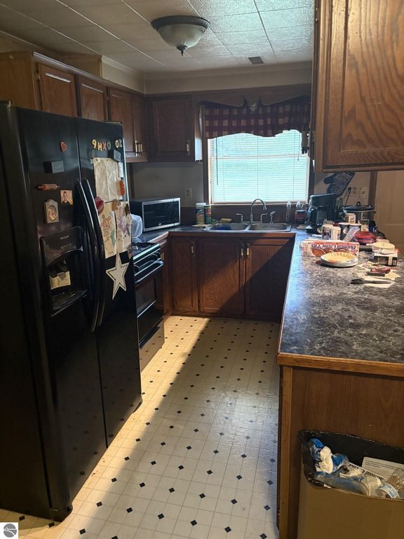 Image 11 of property listing at 3988 W Isabella Road, Shepherd, MI 48883