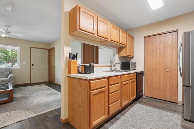 4282 Wincove Dr. Drive, Groveport, OH 43125