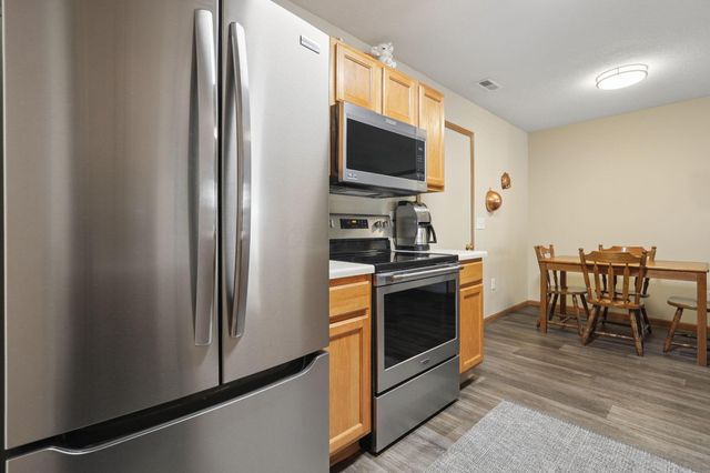 4282 Wincove Dr. Drive, Groveport, OH 43125
