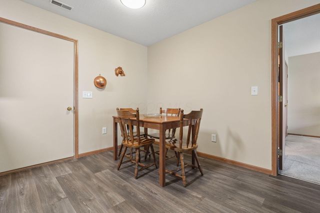 4282 Wincove Dr. Drive, Groveport, OH 43125