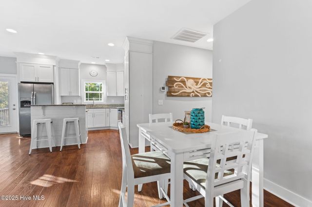 103 NE 18th Street, Oak Island, NC 28465