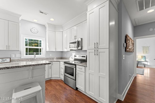 103 NE 18th Street, Oak Island, NC 28465