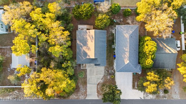 103 NE 18th Street, Oak Island, NC 28465