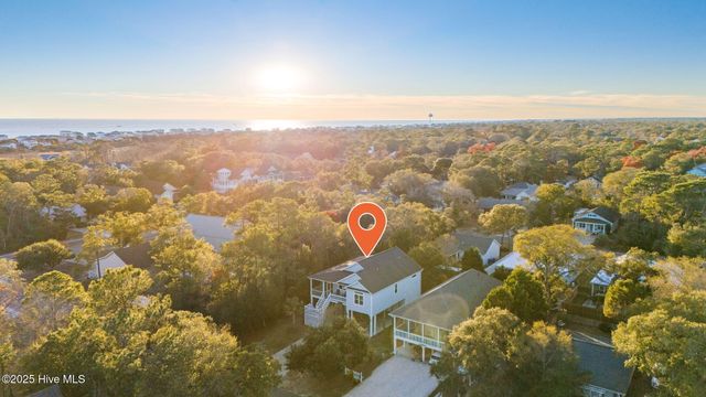 103 NE 18th Street, Oak Island, NC 28465