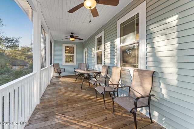 103 NE 18th Street, Oak Island, NC 28465