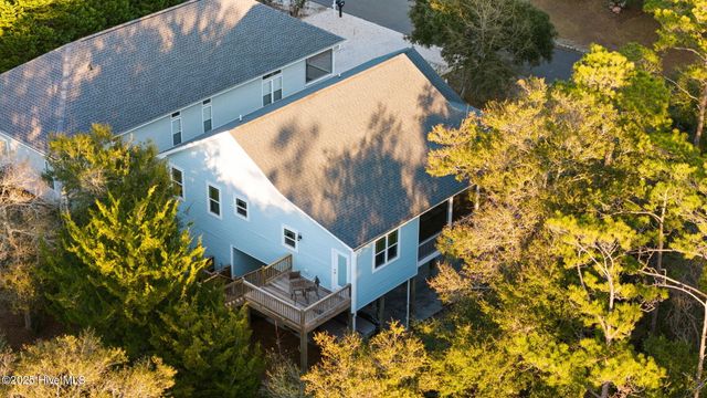 103 NE 18th Street, Oak Island, NC 28465