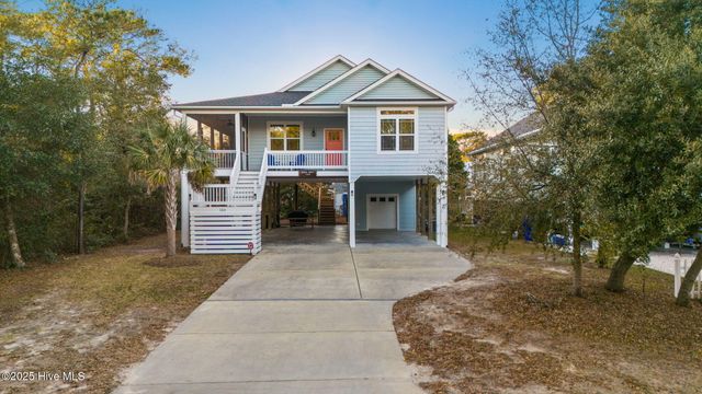 103 NE 18th Street, Oak Island, NC 28465