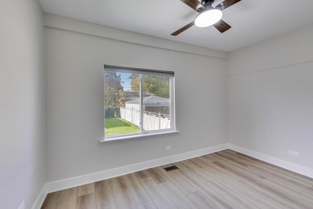 1912 S 4th Avenue, Maywood, IL 60153