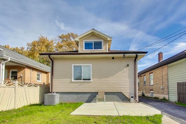 1912 S 4th Avenue, Maywood, IL 60153