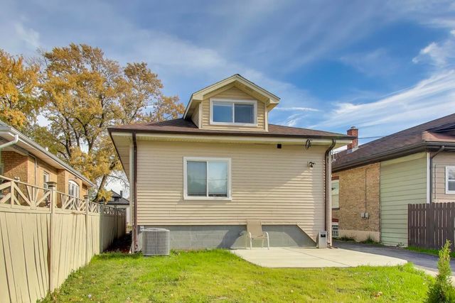 1912 S 4th Avenue, Maywood, IL 60153