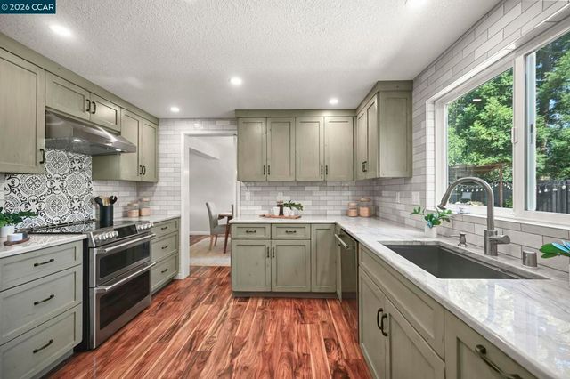 151 Blue Canyon Way, Martinez, CA 94553