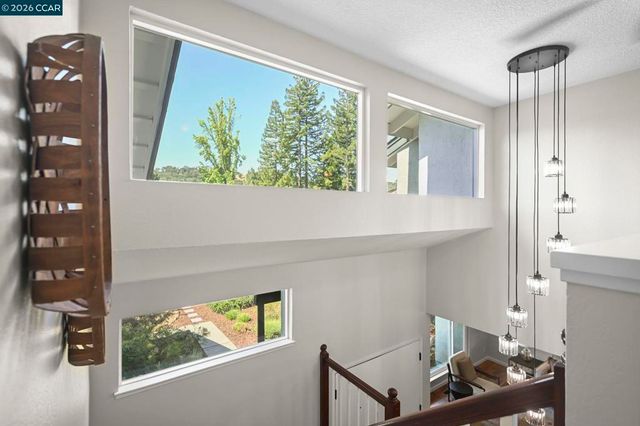151 Blue Canyon Way, Martinez, CA 94553