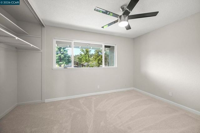151 Blue Canyon Way, Martinez, CA 94553