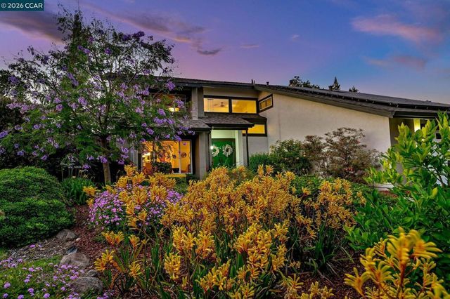 151 Blue Canyon Way, Martinez, CA 94553