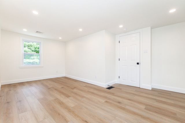 1330 Main St, Tewksbury, MA 01876