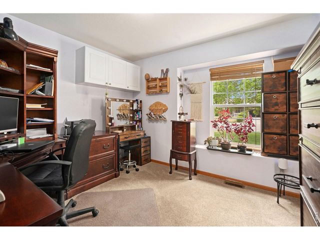 953 N Greeley Ave, Johnstown, CO 80534