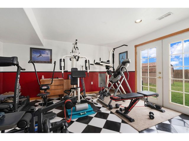 953 N Greeley Ave, Johnstown, CO 80534