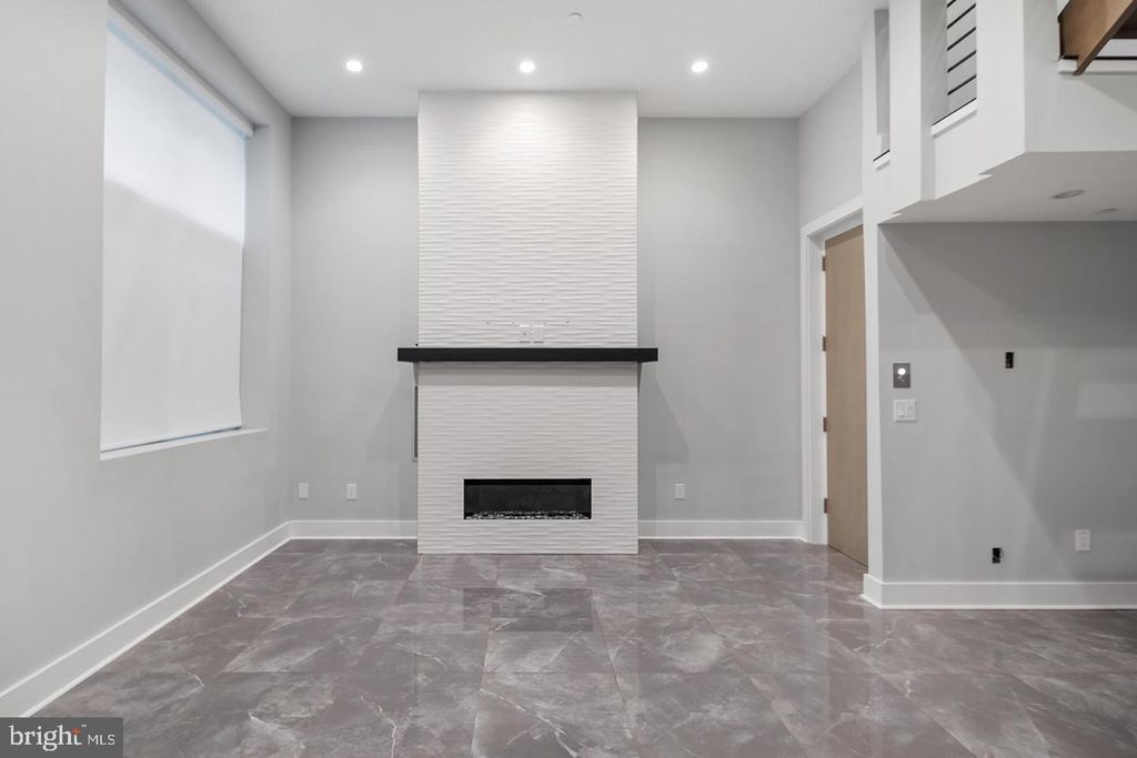 1332 KATER ST, PHILADELPHIA, PA 19147 — photo 5