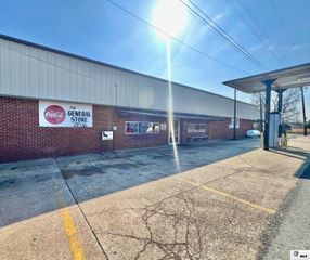 13644 HIGHWAY 17, Oak Grove, LA 71263