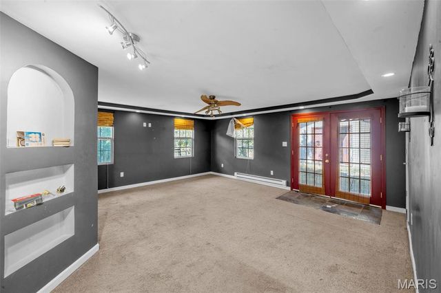 613 S Jefferson Avenue, Union, MO 63084