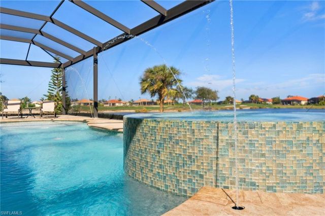 18018 Broadview DR, Naples, FL 34114