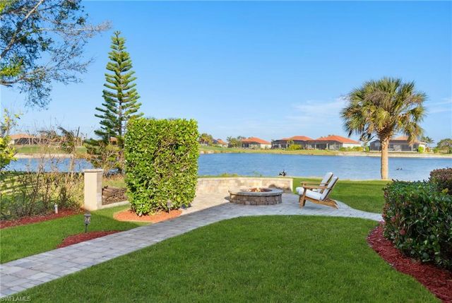 18018 Broadview DR, Naples, FL 34114