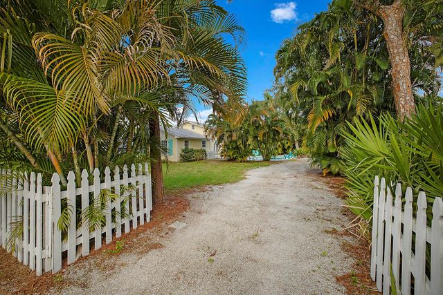 1017 SW Spruce Street, Palm City, FL 34990