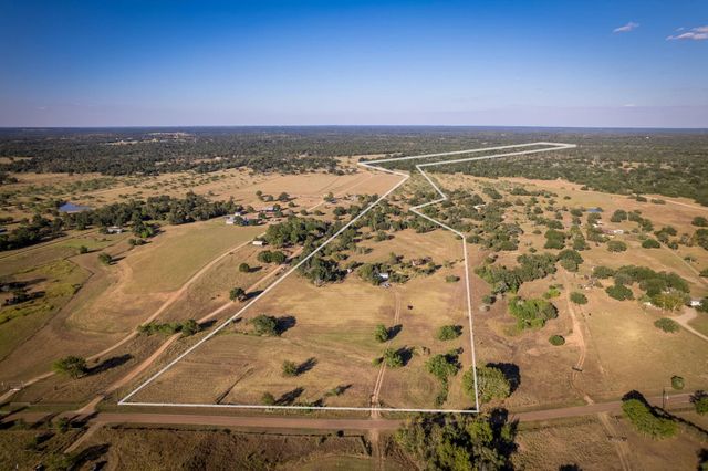 1625 Shaws Bend Road, Columbus, TX 78934