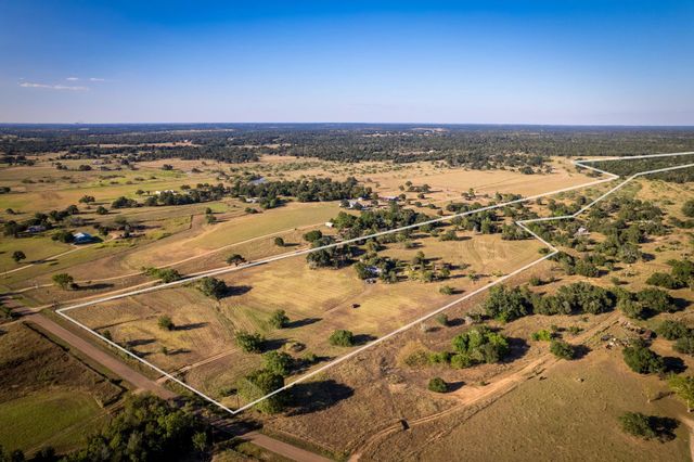 1625 Shaws Bend Road, Columbus, TX 78934