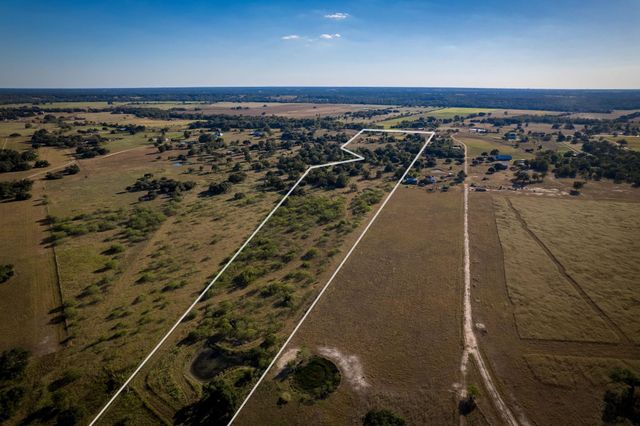 1625 Shaws Bend Road, Columbus, TX 78934