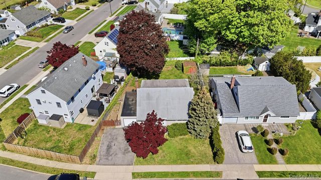 440 Cole Place, Bethpage, NY 11714