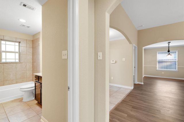 5540 S Buffalo Circle, Willis, TX 77378