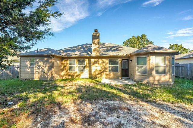 5540 S Buffalo Circle, Willis, TX 77378
