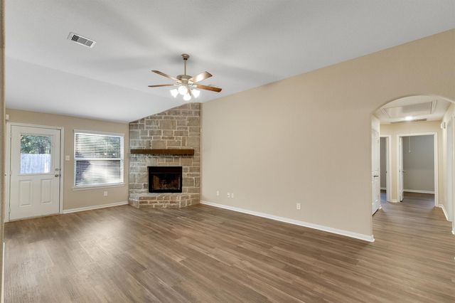 5540 S Buffalo Circle, Willis, TX 77378