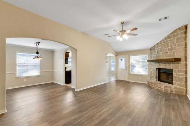 5540 S Buffalo Circle, Willis, TX 77378