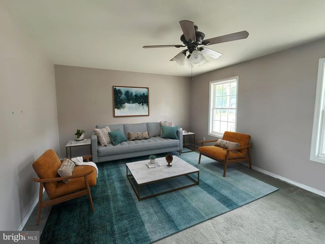 957 KASINOF AVE, Hagerstown, MD 21742