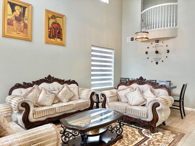 2454 Knollwood Ln, Stockton, CA 95206