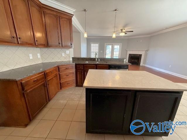 5033 Valley Cove Drive, Owens Cross Roads, AL 35763